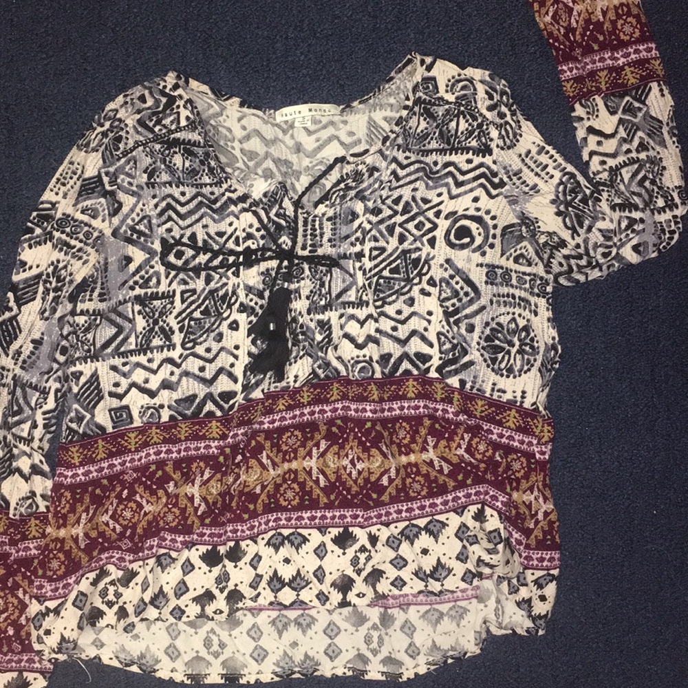 Tribal print flowy shirt size small